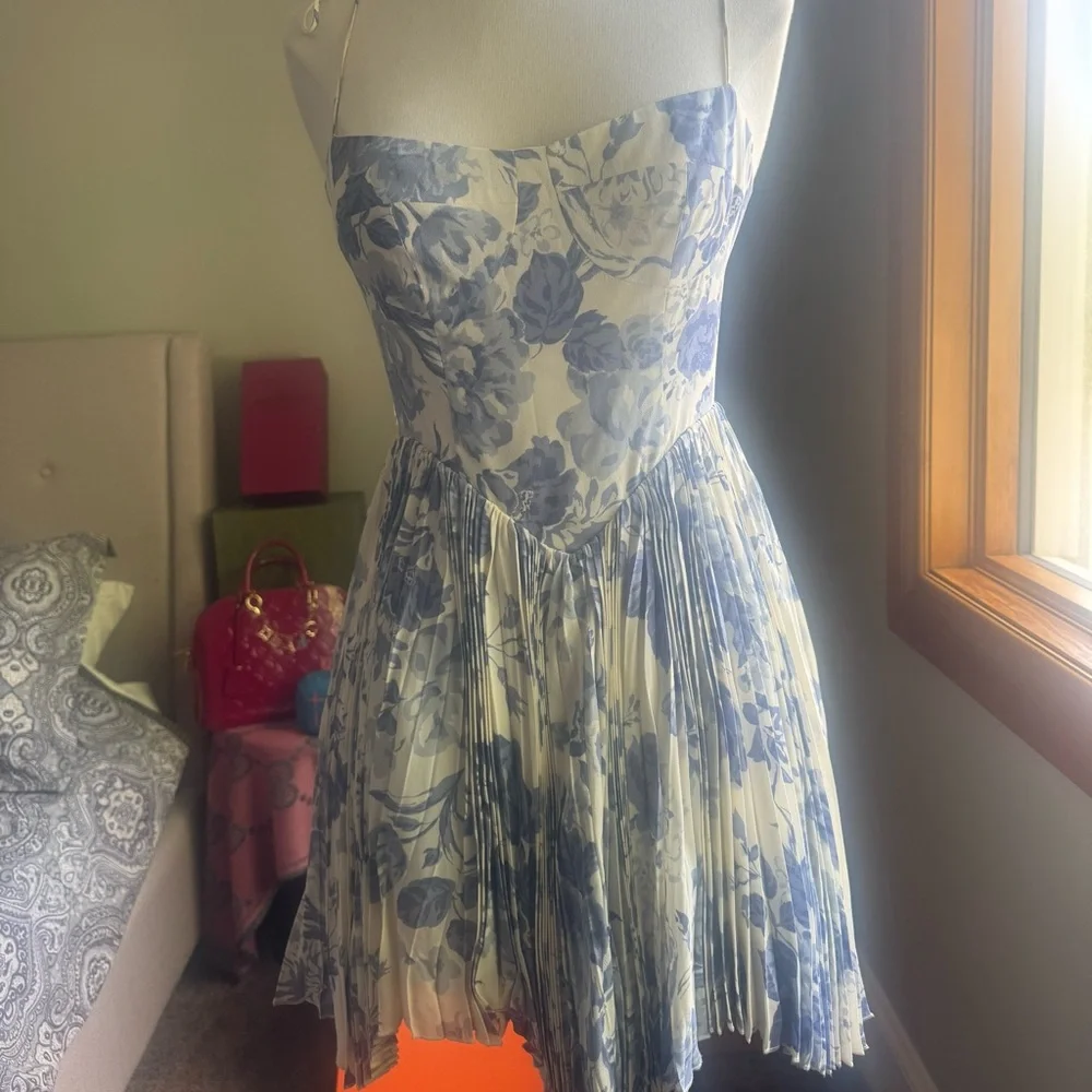 Reformation ⚡️BNWT⚡️ "Ezlynn" Dress - Picture 5 of 15